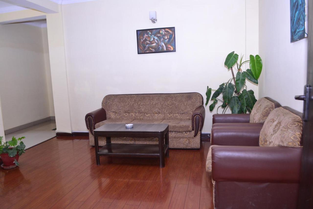 Hotel Mountain Gateway Катманду Екстериор снимка