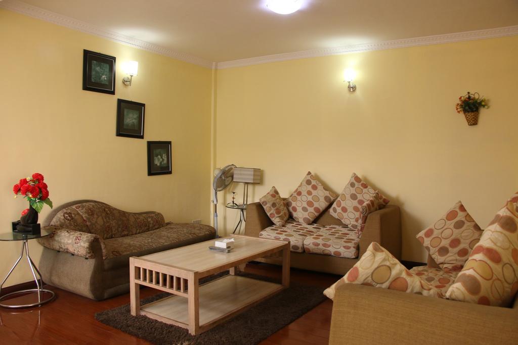 Hotel Mountain Gateway Катманду Екстериор снимка