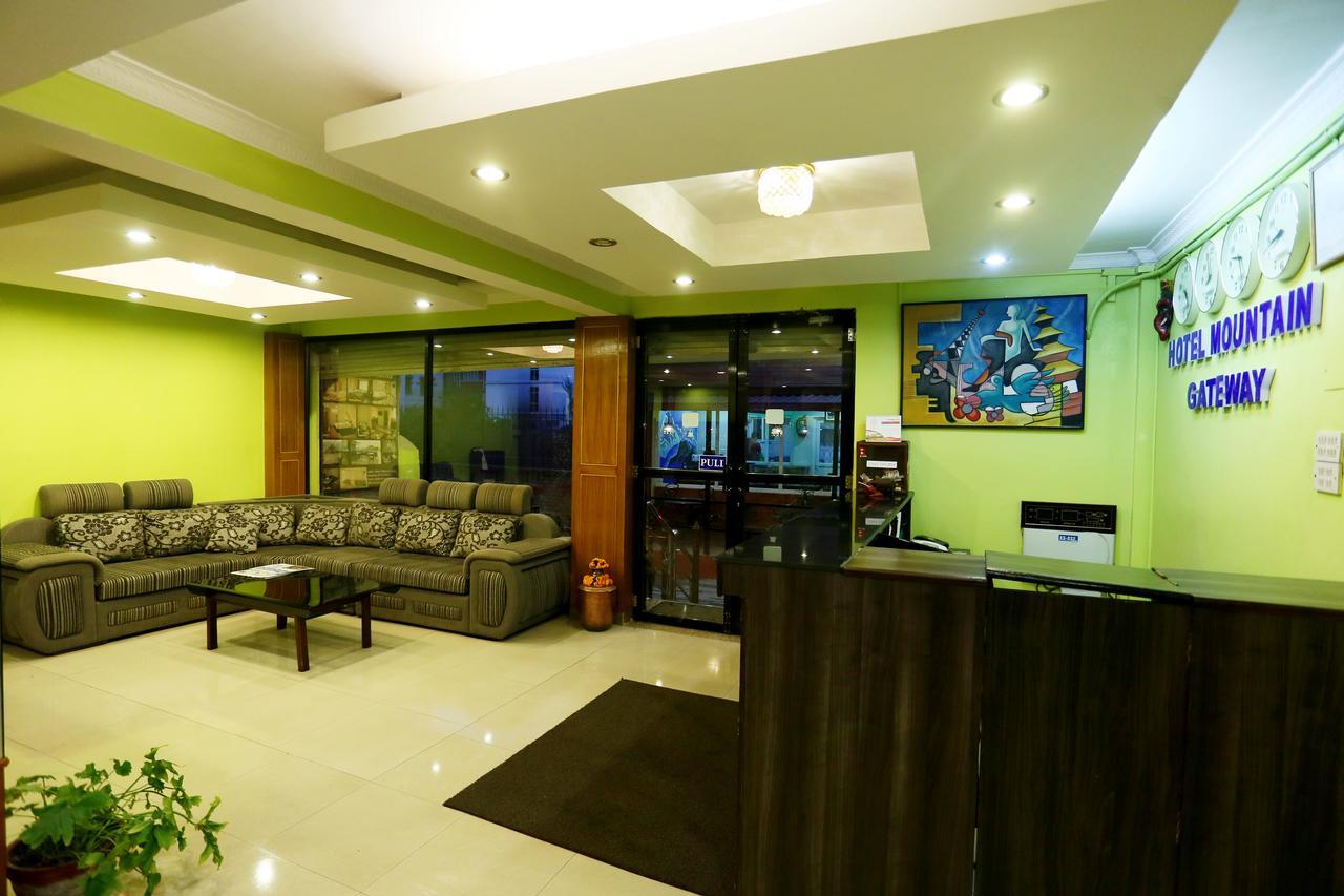 Hotel Mountain Gateway Катманду Екстериор снимка